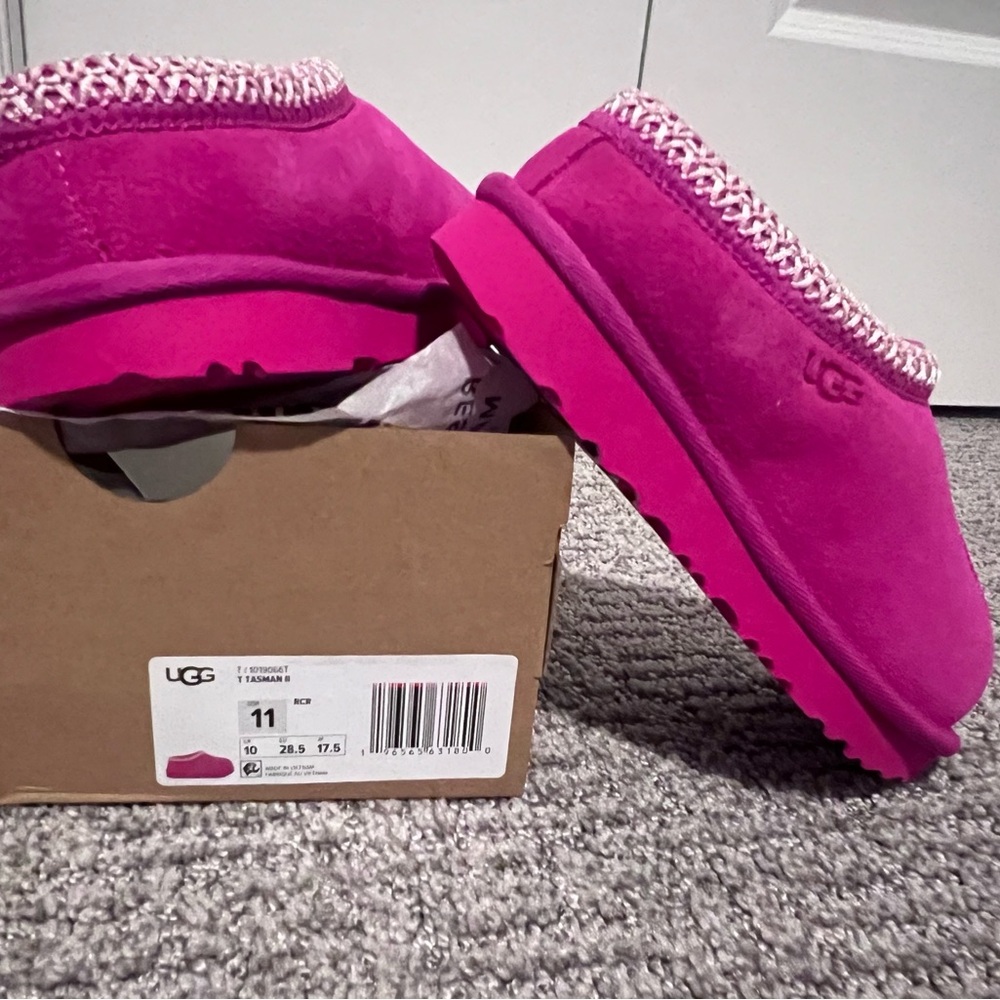 UGGS T Tasman II